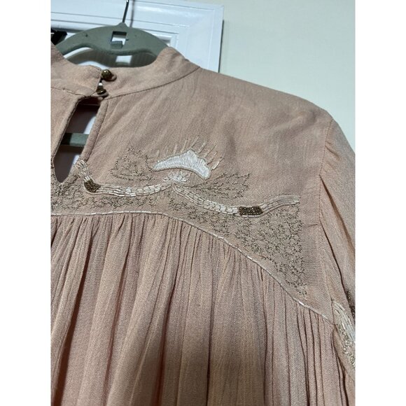 Free People Embroidered Womens Sweet Fantasy Blouse size XS Bohemian - Picture 8 of 8